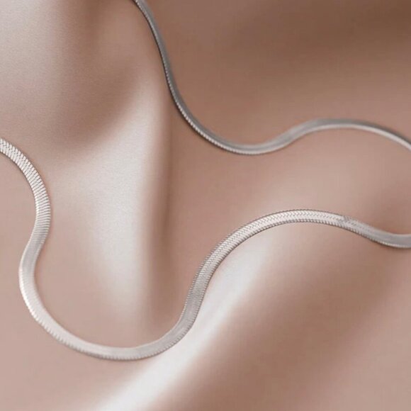 NWT Satellite Herringbone Chain Necklace S925 Sterling Silver 17” Minimalist - Picture 4 of 10